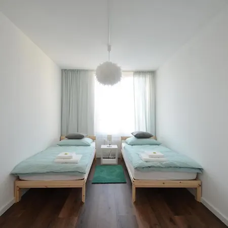 Rhapsody In Roof * * New Apartment